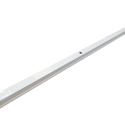 Tira de luces LED delgada de 8 pies, lúmenes seleccionables: 7500/8800/10 000 LM, Kelvin seleccionable: 35 K/4 K/5 K